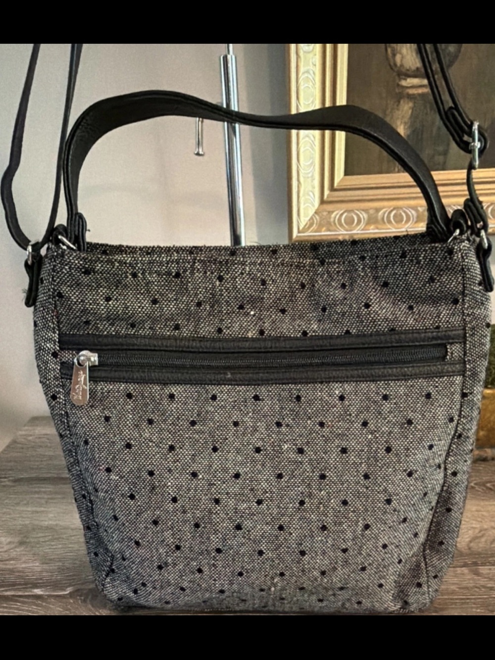 Thirty-One Everything Crossbody Bag Black & White Tweed Dot Adjustable Strap EUC